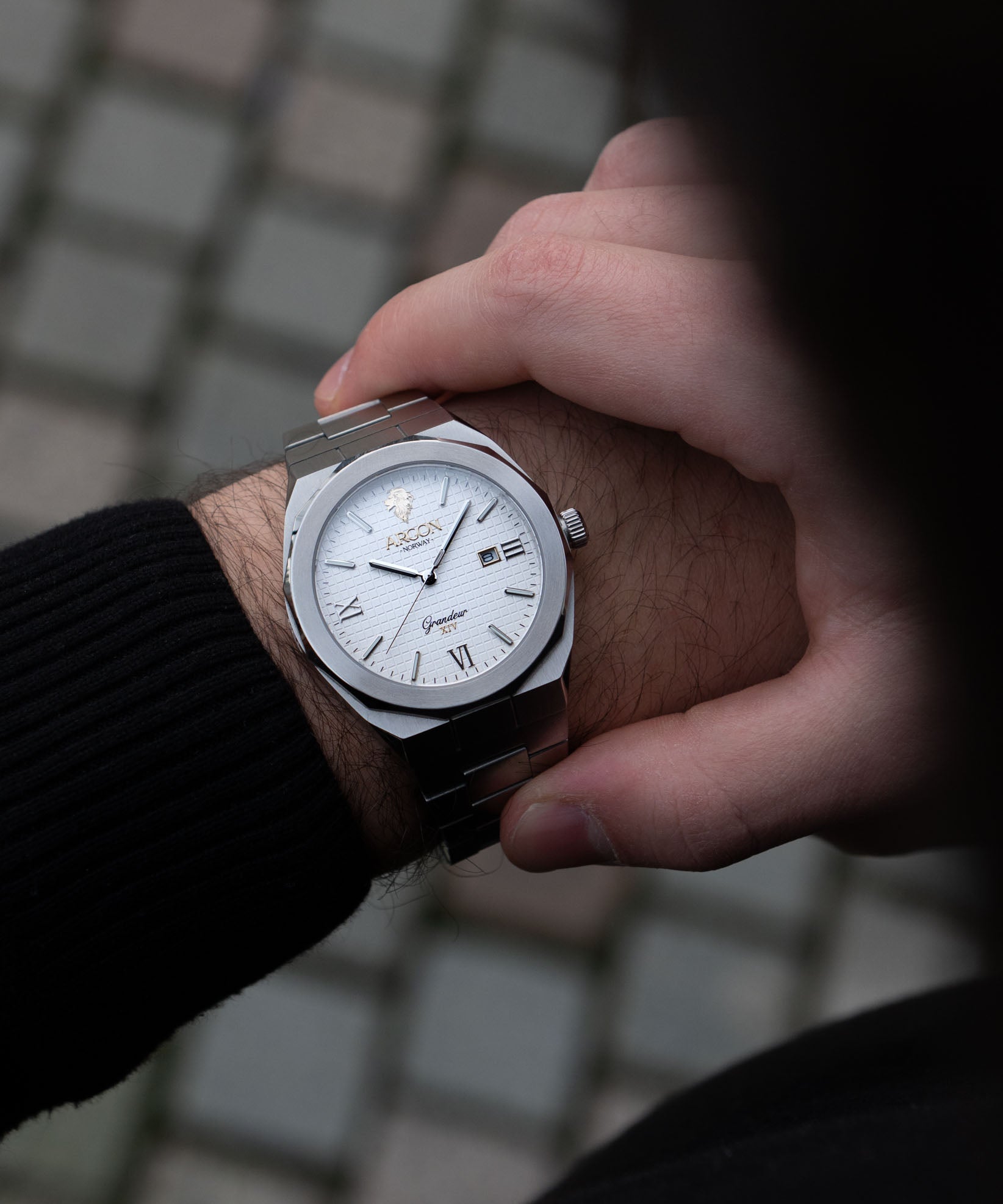 Grandeur XIV – Ivory