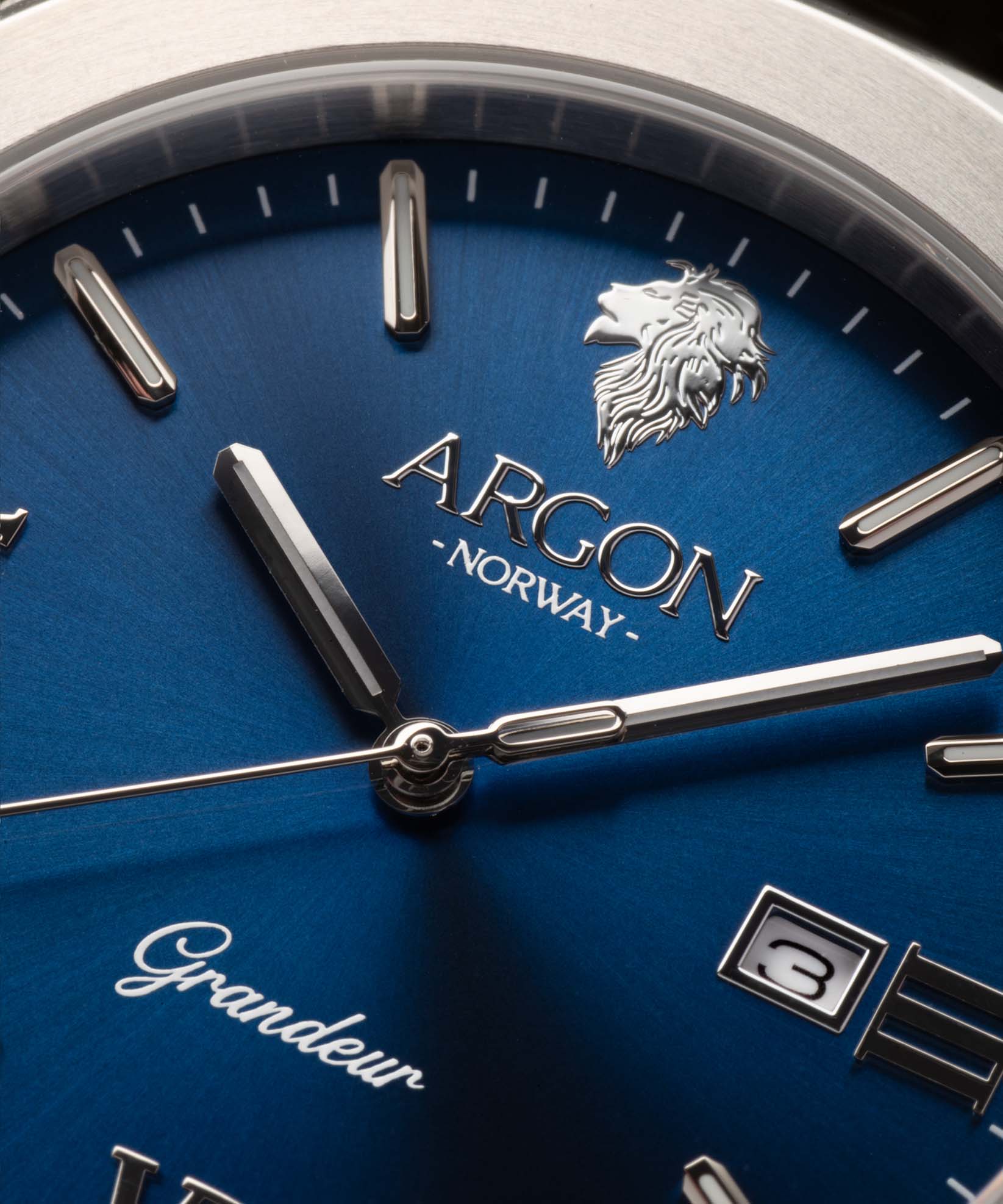 Grandeur - Sunburst Blue 