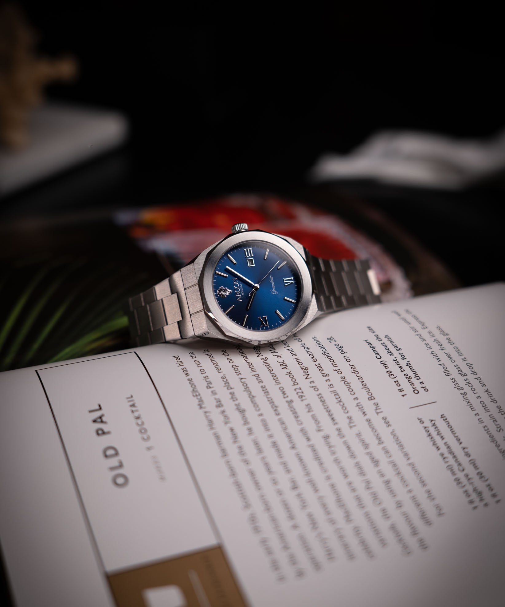 Grandeur – Sunburst Blue